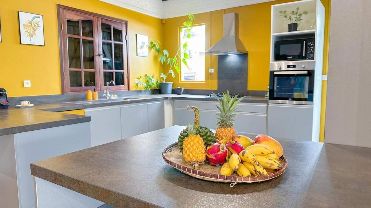 Magnifique Villa Creole Villa Ti Bout Bois Avec Cheminee Au Tevelave Les Avirons Экстерьер фото